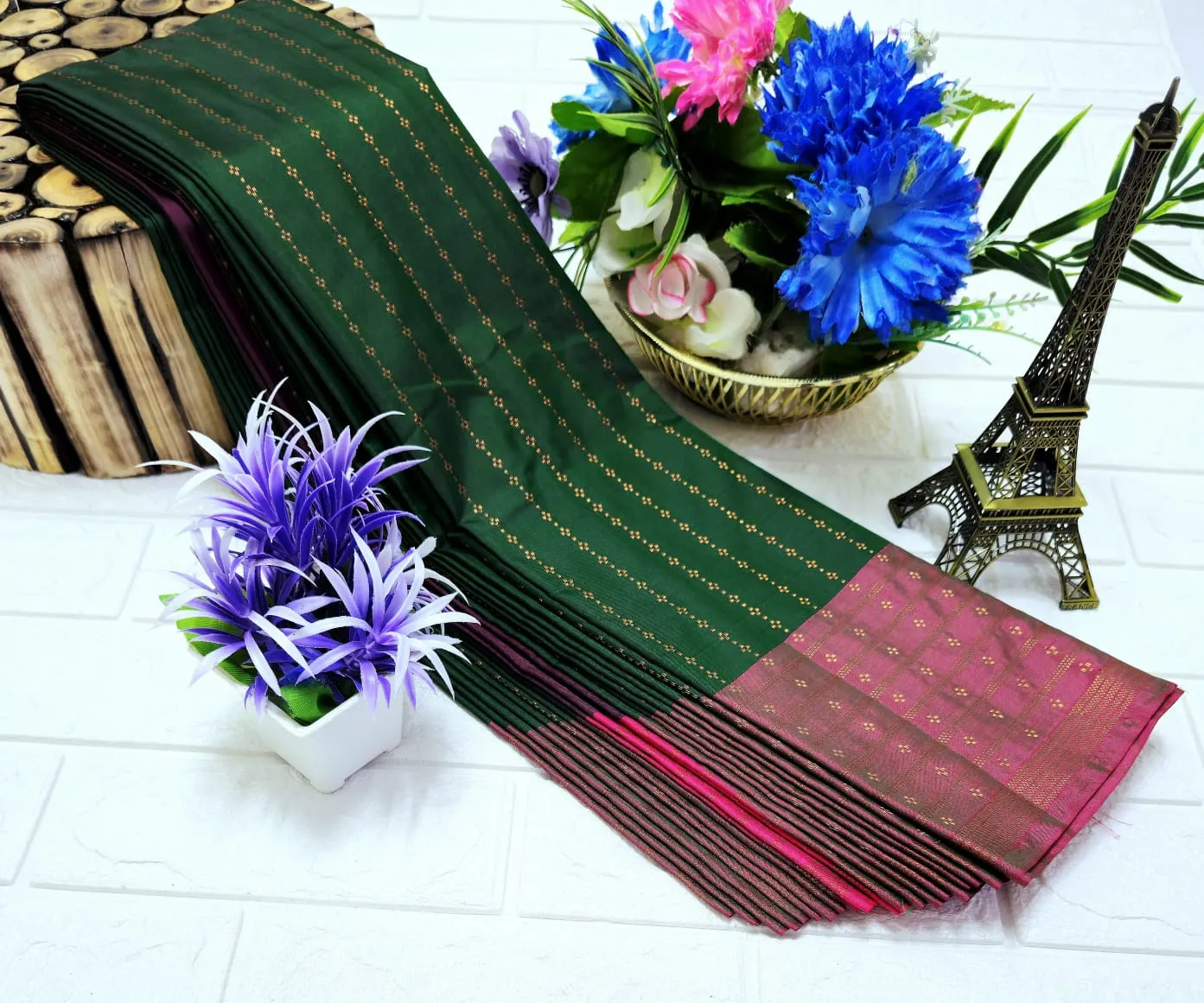 Grand Tower Line Butta Soft Silk Saree